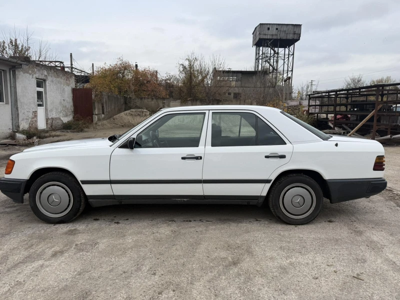 Mercedes-Benz 200 124, снимка 2 - Автомобили и джипове - 48012818