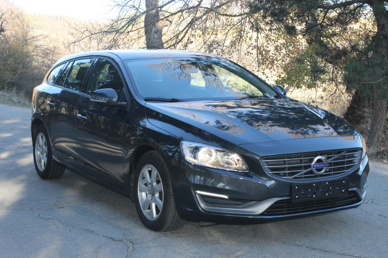 Volvo V60 ИТАЛИЯ, EVRO 5В, снимка 1 - Автомобили и джипове - 48013817