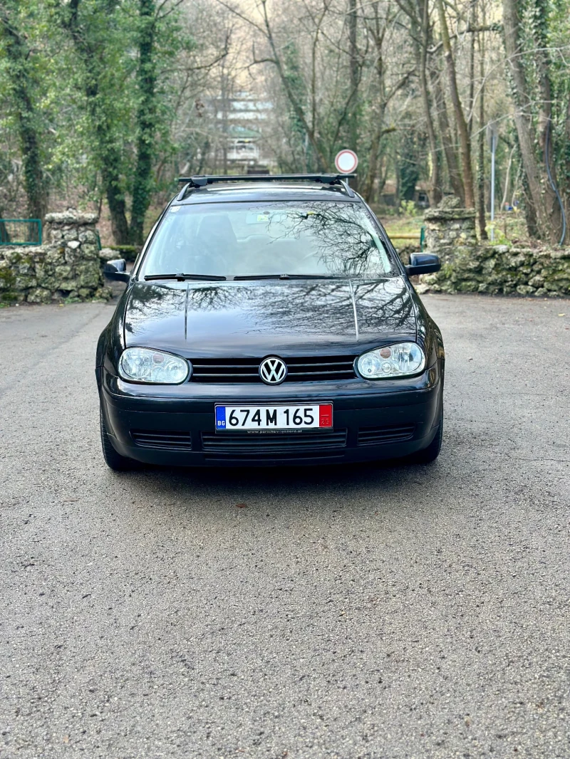 VW Golf, снимка 1 - Автомобили и джипове - 48603359