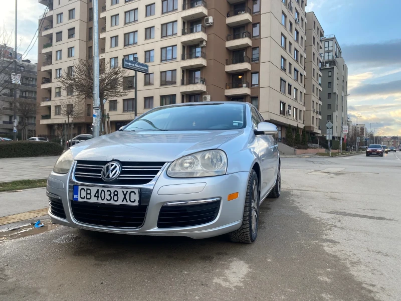 VW Jetta 2.5 FSI, снимка 2 - Автомобили и джипове - 49592302