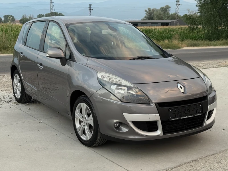 Renault Scenic 1.5 DCI Навигация/Темпомат/Собствен лизинг, снимка 2 - Автомобили и джипове - 51593842