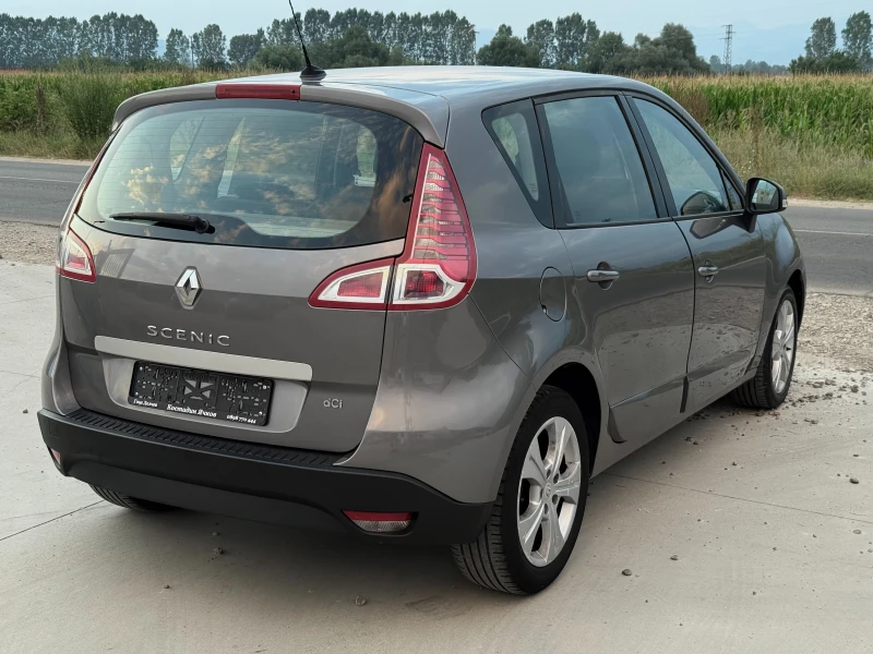 Renault Scenic 1.5 DCI Навигация/Темпомат/Собствен лизинг, снимка 4 - Автомобили и джипове - 51593842