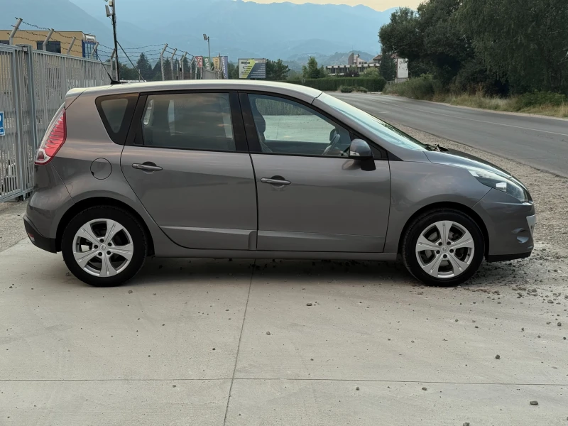 Renault Scenic 1.5 DCI Навигация/Темпомат/Собствен лизинг, снимка 3 - Автомобили и джипове - 51593842