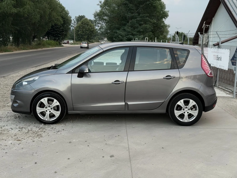Renault Scenic 1.5 DCI Навигация/Темпомат/Собствен лизинг, снимка 7 - Автомобили и джипове - 51593842