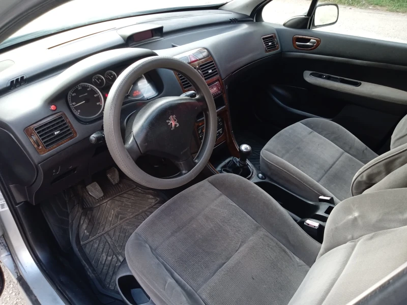 Peugeot 307 1.4HDI, снимка 10 - Автомобили и джипове - 51713331
