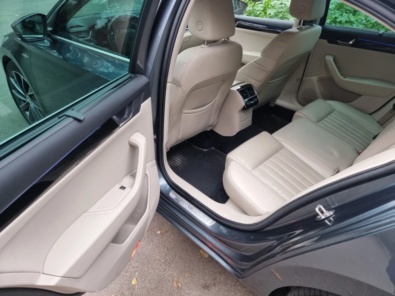 Skoda Superb, снимка 10 - Автомобили и джипове - 52888132