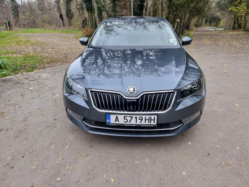 Skoda Superb, снимка 2 - Автомобили и джипове - 52888132