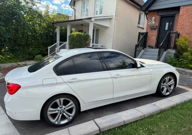 BMW 330 XDRIVE * * CARFAX * * АВТО КРЕДИТ * * , снимка 3 - Автомобили и джипове - 52902635