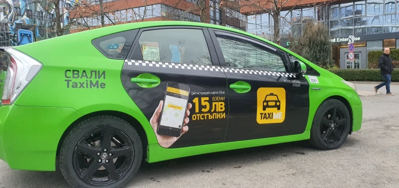 Toyota Prius Такси , снимка 2 - Автомобили и джипове - 53256548