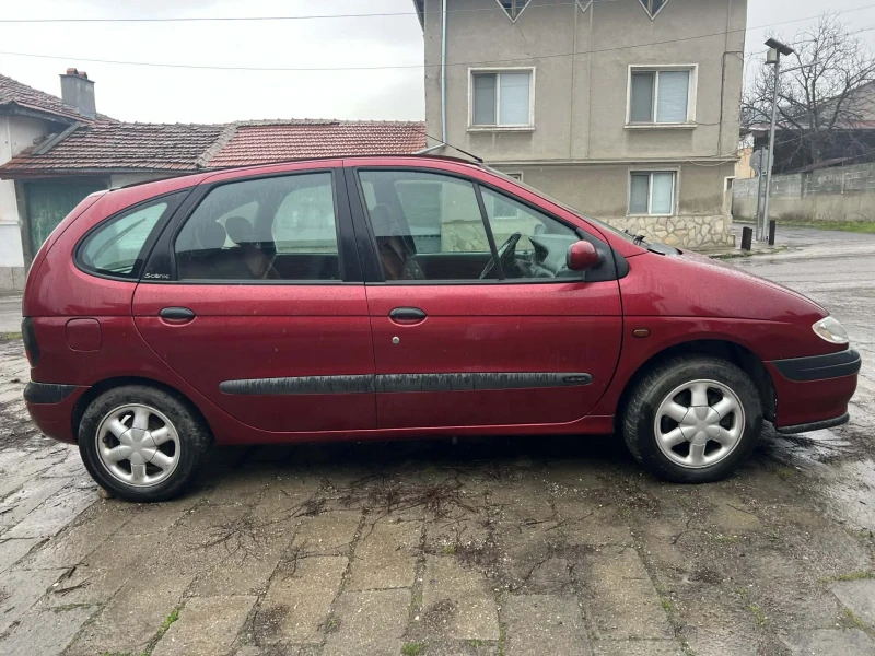Renault Megane Scenic, снимка 2 - Автомобили и джипове - 53483270