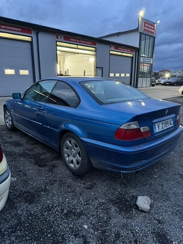 BMW 318 318i 1.9, снимка 12 - Автомобили и джипове - 52893821