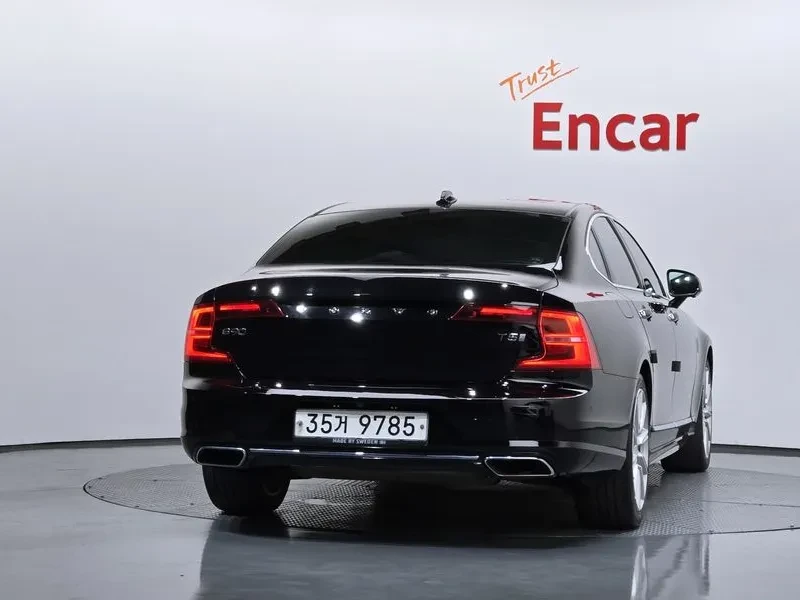 Volvo S90, снимка 4 - Автомобили и джипове - 54823267