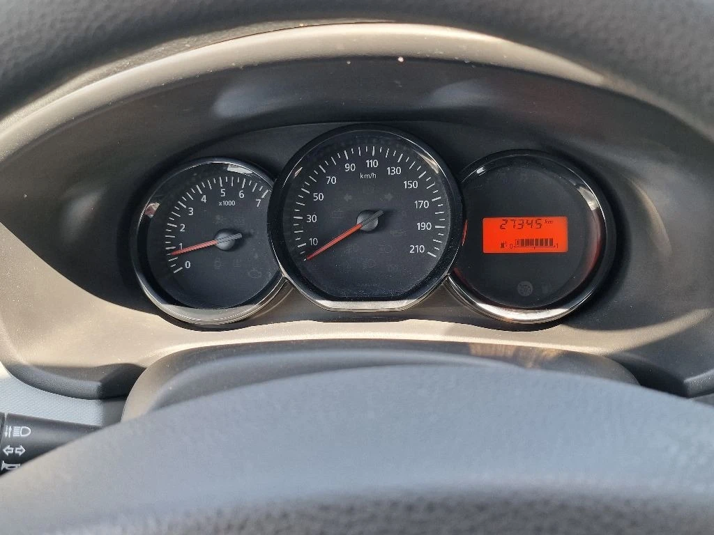 Dacia Sandero 1.2i 27000КМ! | Mobile.bg — изображение 13