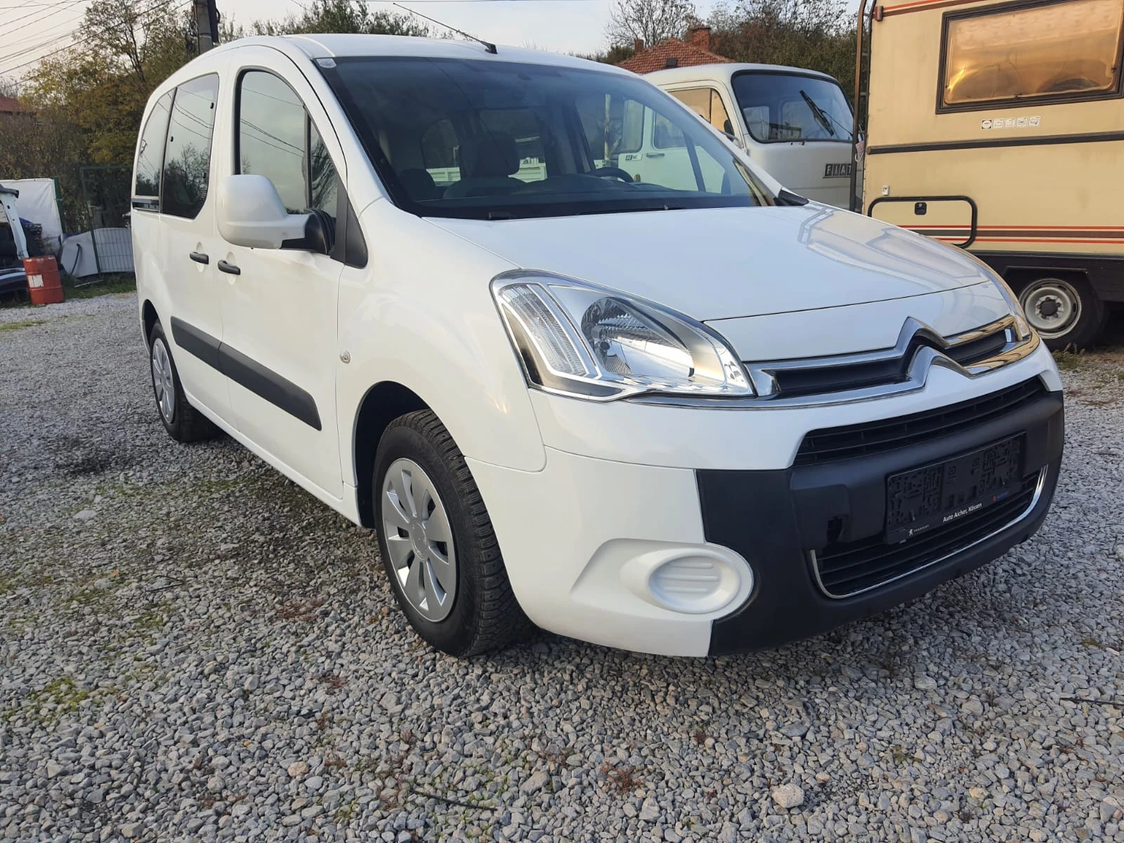 Citroen Berlingo 1.6D - изображение 4