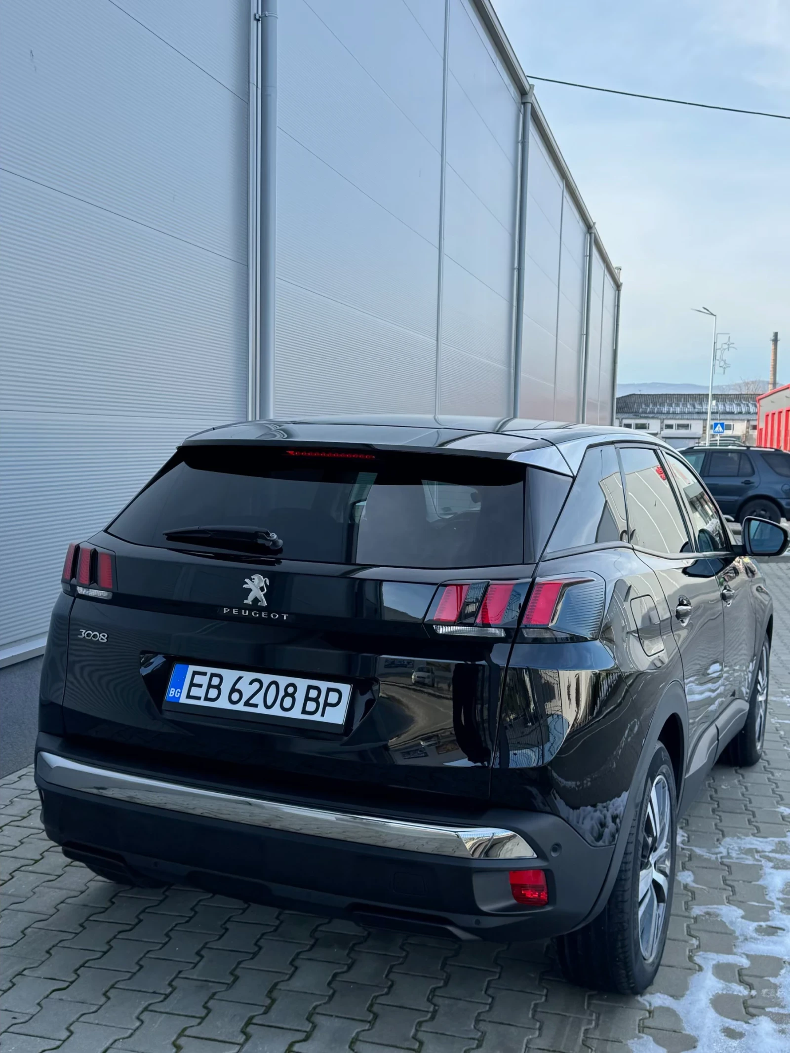 Peugeot 3008 1.5 BlueHDi EAT8 ОФЕРТА/ГАРАНЦИЯ/ ЛИЗИНГ  - изображение 6