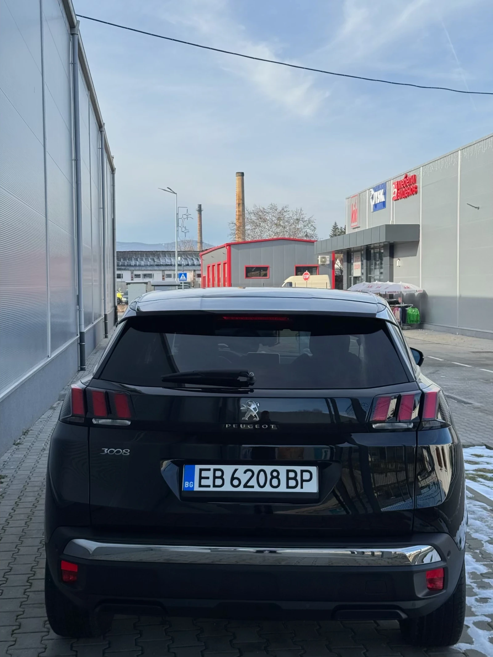 Peugeot 3008 1.5 BlueHDi EAT8 ОФЕРТА/ГАРАНЦИЯ/ ЛИЗИНГ  - изображение 4