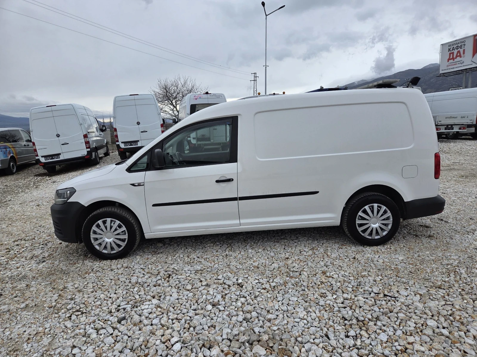 VW Caddy 2.0 TDI, DSG Автомат, Макси, Клима, Работилница - изображение 2