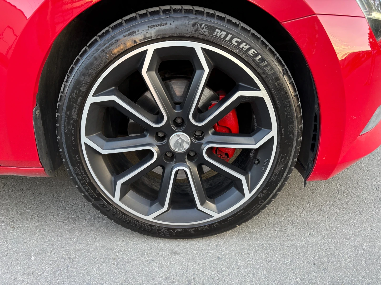 Skoda Superb Sportline Shadowline 2.0TDI 190 - изображение 8