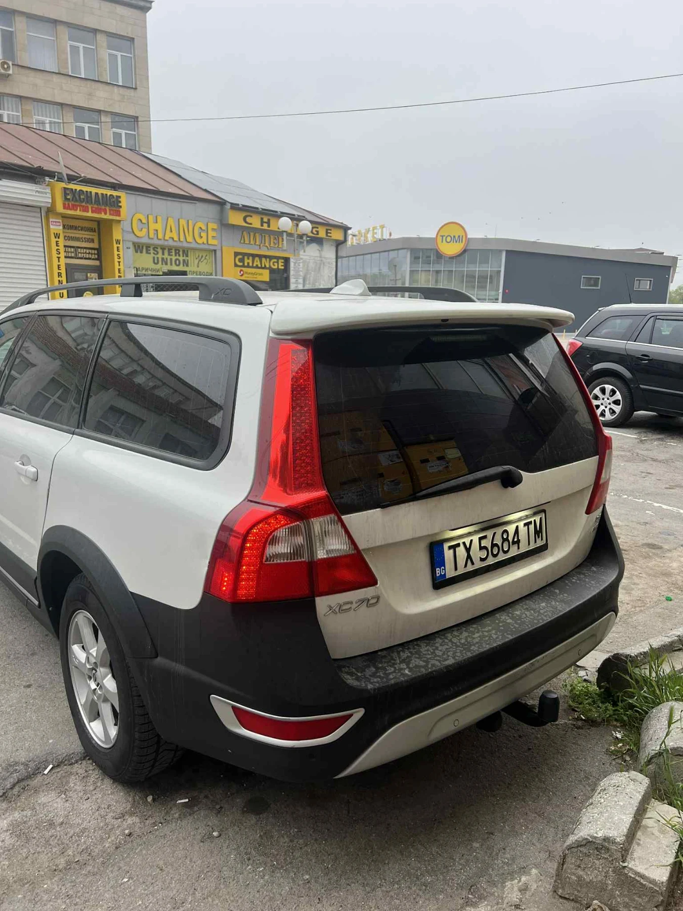 Volvo Xc70 2.4d5 185 awd - изображение 6