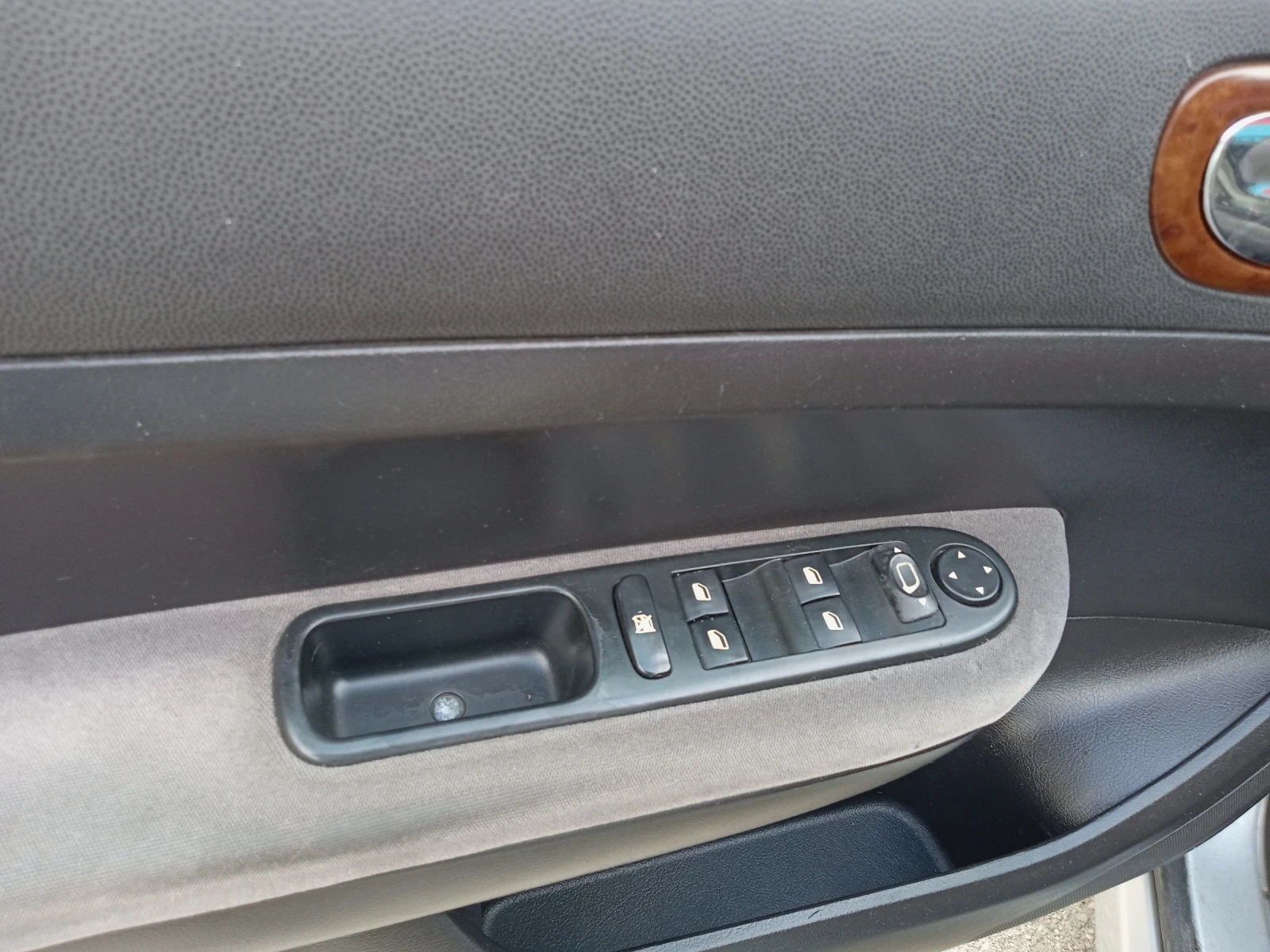 Peugeot 307 1.4HDI - изображение 8