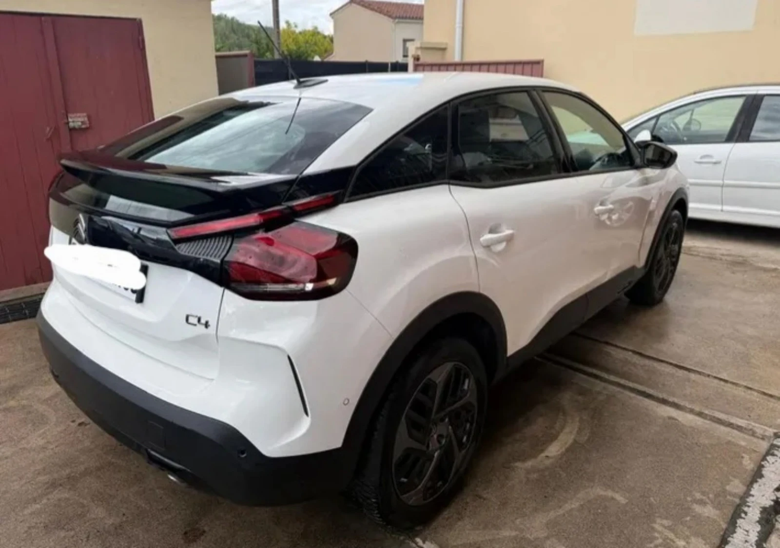 Citroen C4 1. 5 BlueHDi FEEL 131 S&S EAT8 - изображение 5