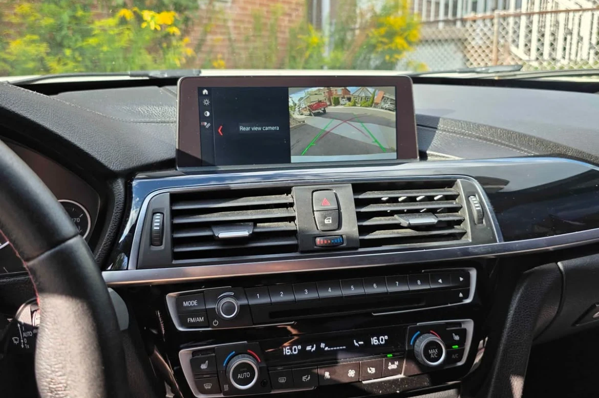 BMW 330 XDRIVE * * CARFAX * * АВТО КРЕДИТ * *  - изображение 7