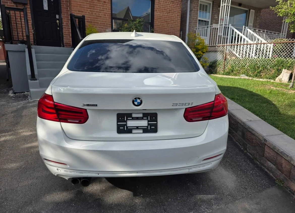 BMW 330 XDRIVE * * CARFAX * * АВТО КРЕДИТ * *  - изображение 4