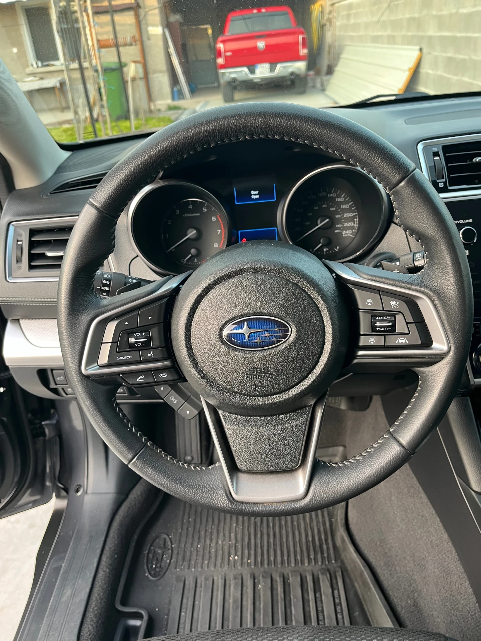 Subaru Outback, снимка 8 - Автомобили и джипове - 53826024