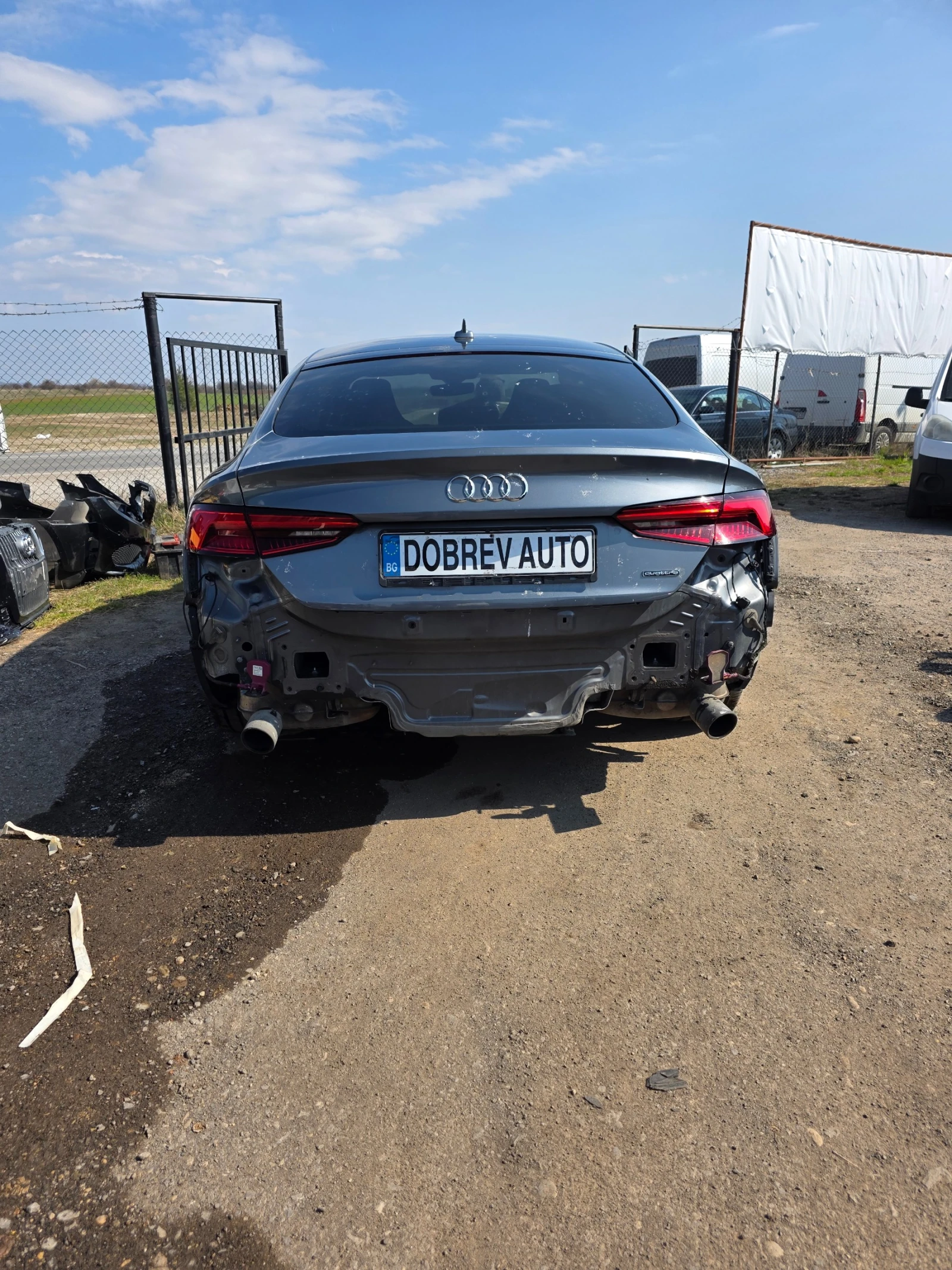 Audi A5 2.0TFSI , снимка 2 - Автомобили и джипове - 53865402