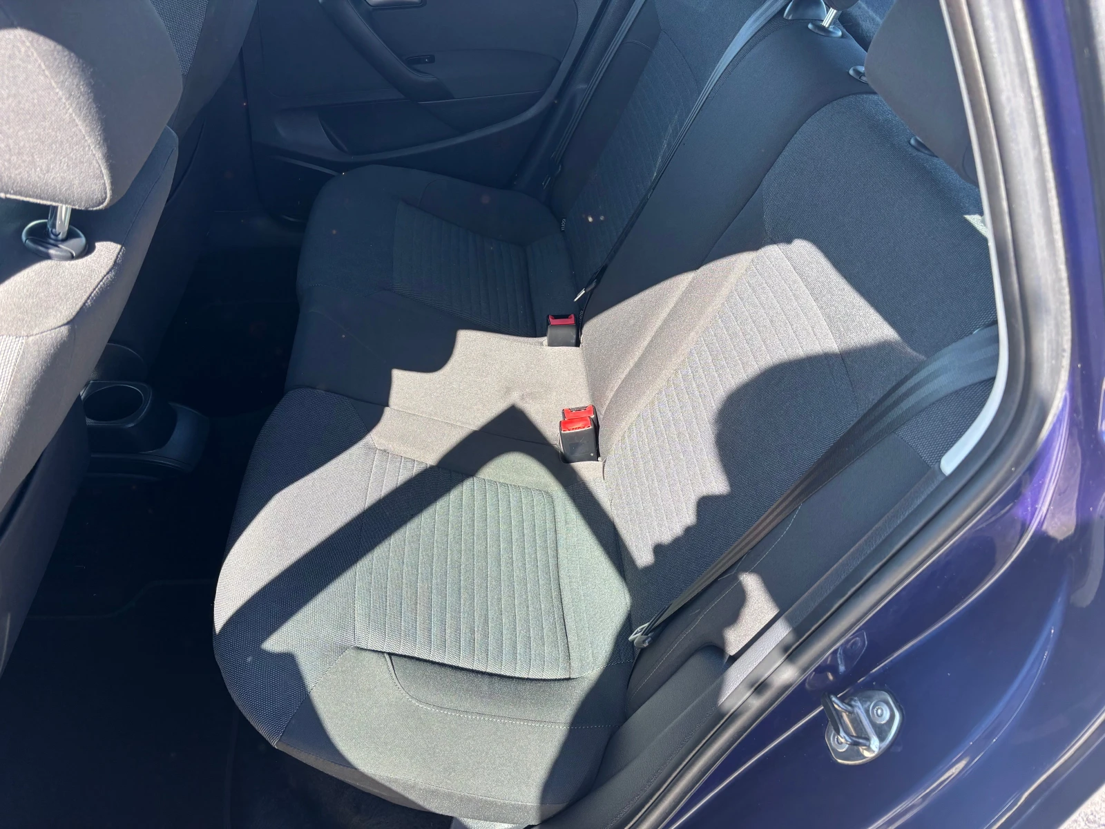 VW Polo 1.4i/85Face, снимка 7 - Автомобили и джипове - 54140072