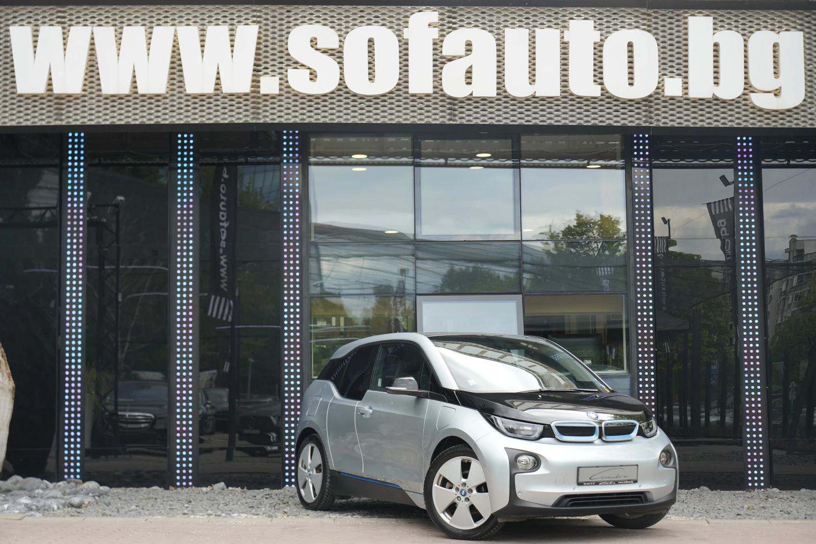 BMW i3 edrive Range Extender Plug-in Hybrid, снимка 3 - Автомобили и джипове - 54554952