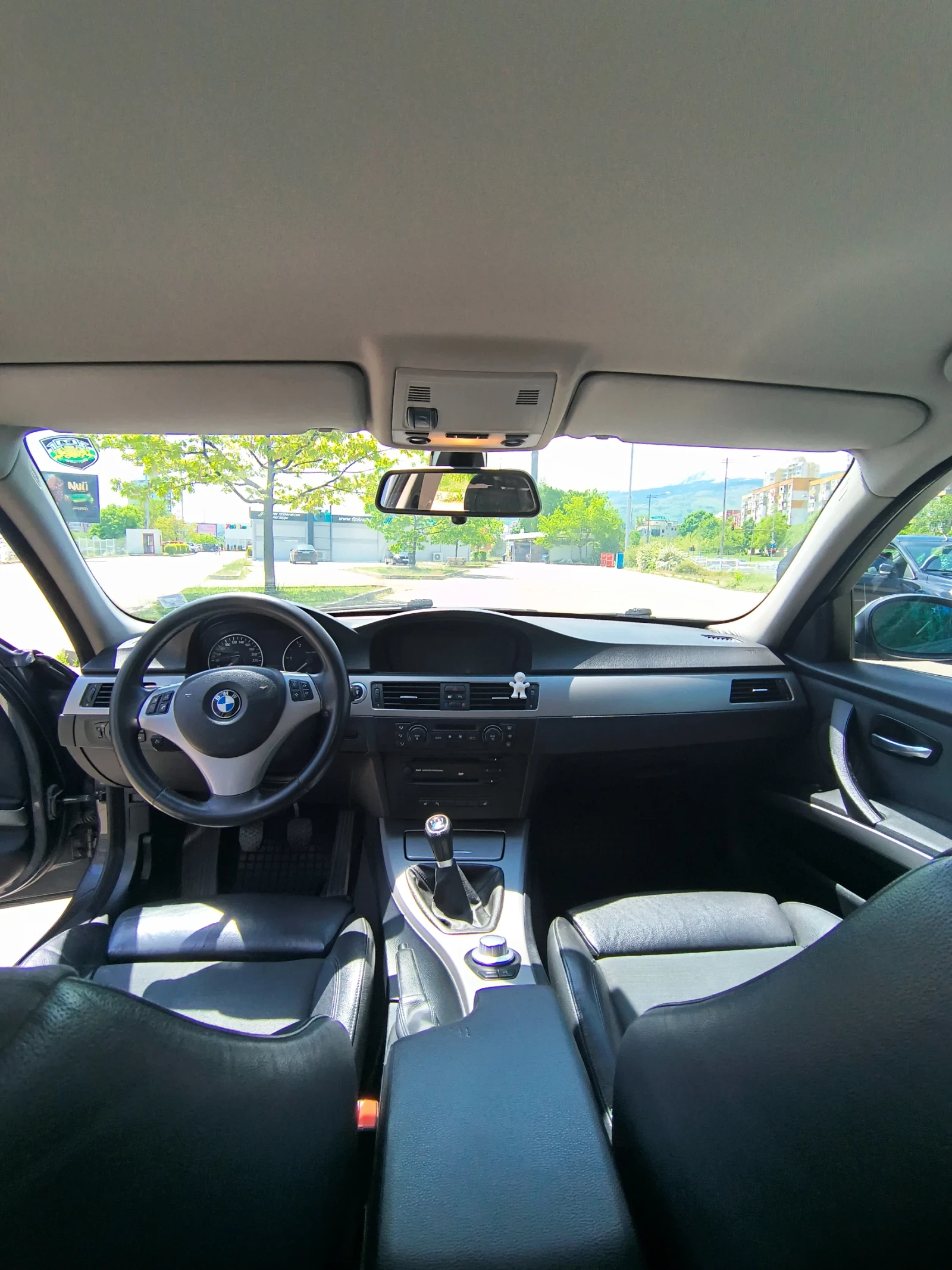 BMW 320, снимка 9 - Автомобили и джипове - 54574862