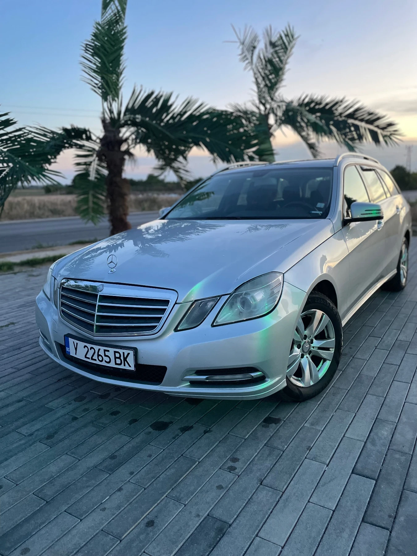 Mercedes-Benz E 200
