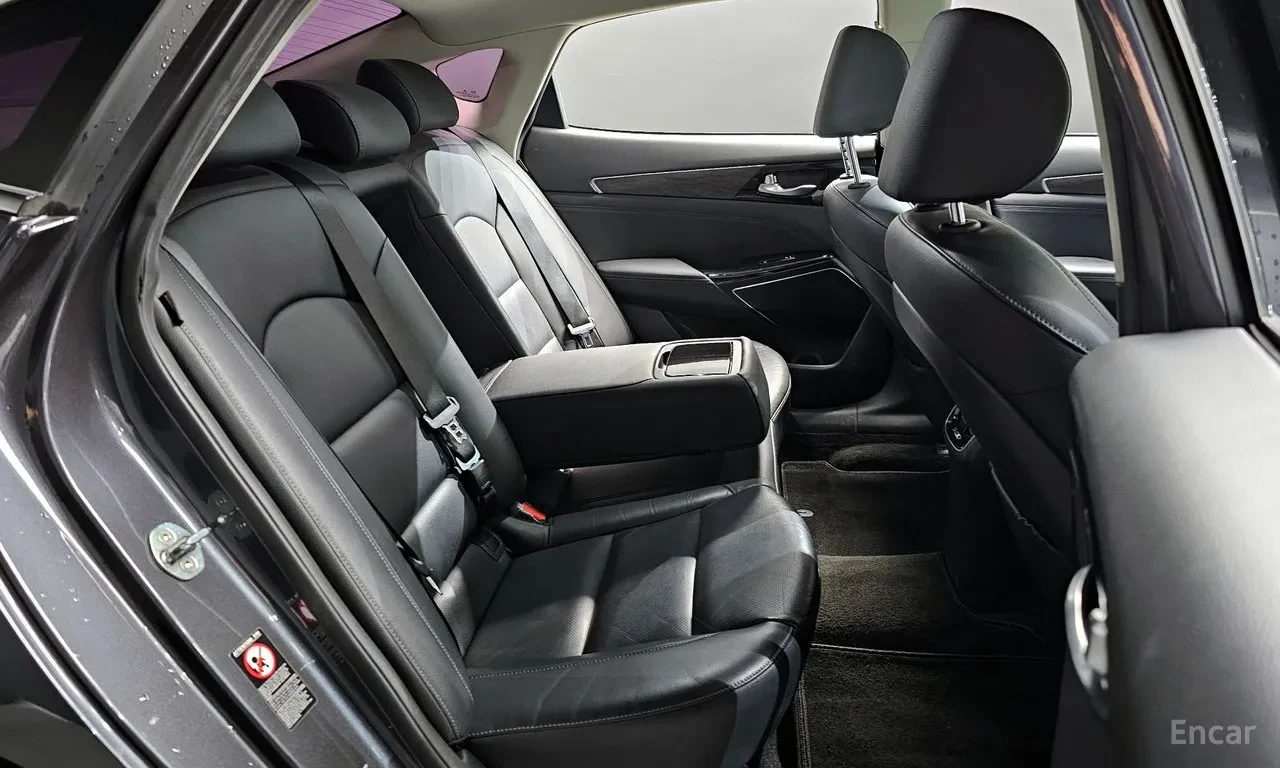 Kia K7 3.0 LPI* PRESTIGE* КОЖА* ПОДГРЕВ* ОБДУХВАНЕ* 360, снимка 14 - Автомобили и джипове - 54906834