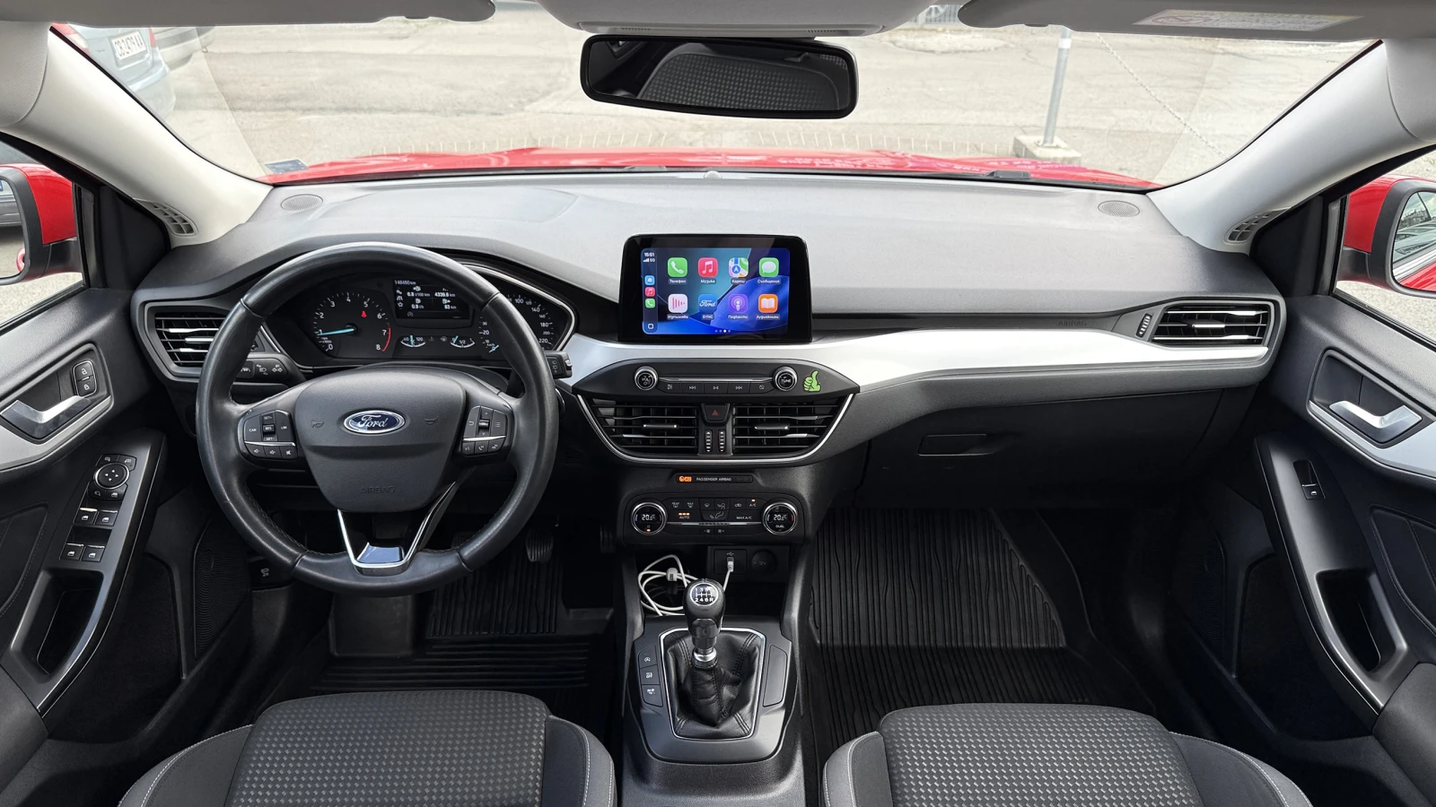 Ford Focus 1.0 TREND EDITION, снимка 7 - Автомобили и джипове - 54930325