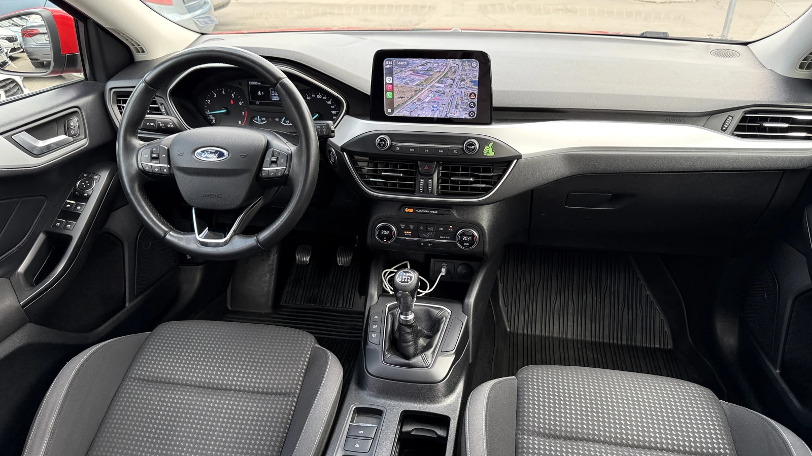 Ford Focus 1.0 TREND EDITION, снимка 9 - Автомобили и джипове - 54930325