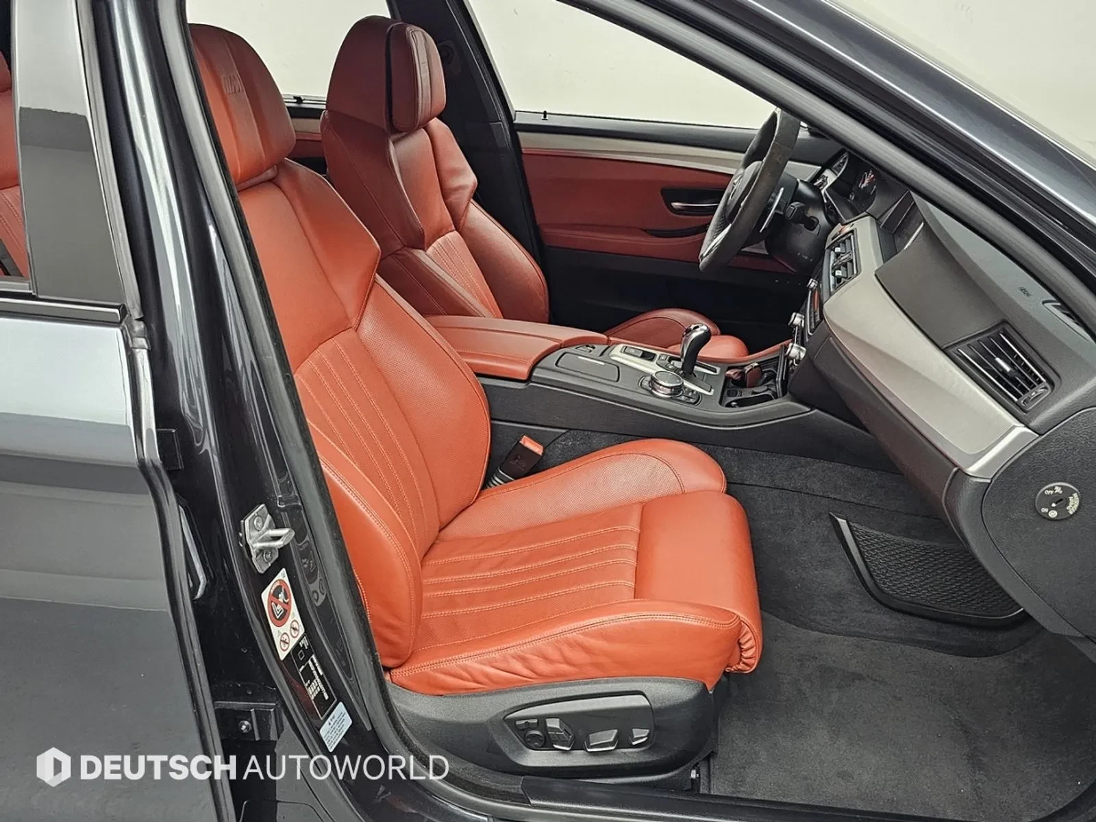 BMW M5 4.4TURBO* TEXNOTEST* UNIKAT, снимка 10 - Автомобили и джипове - 55205906