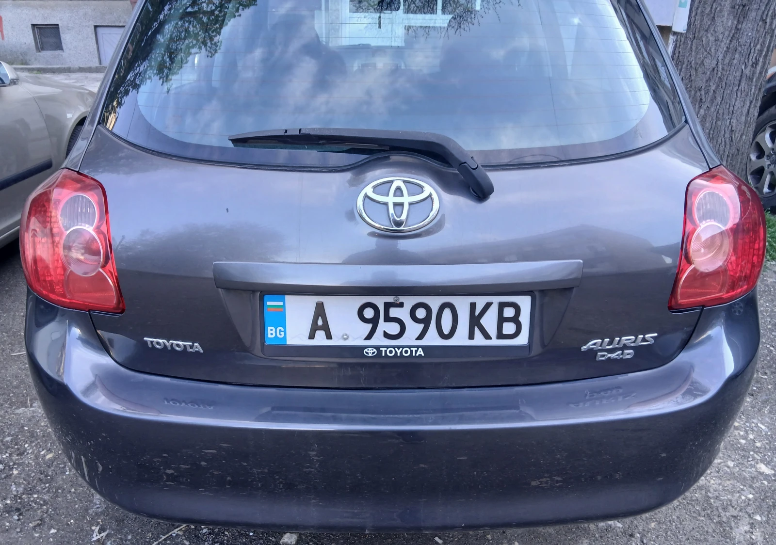 Toyota Auris 2.0 D4D, снимка 3 - Автомобили и джипове - 55375796