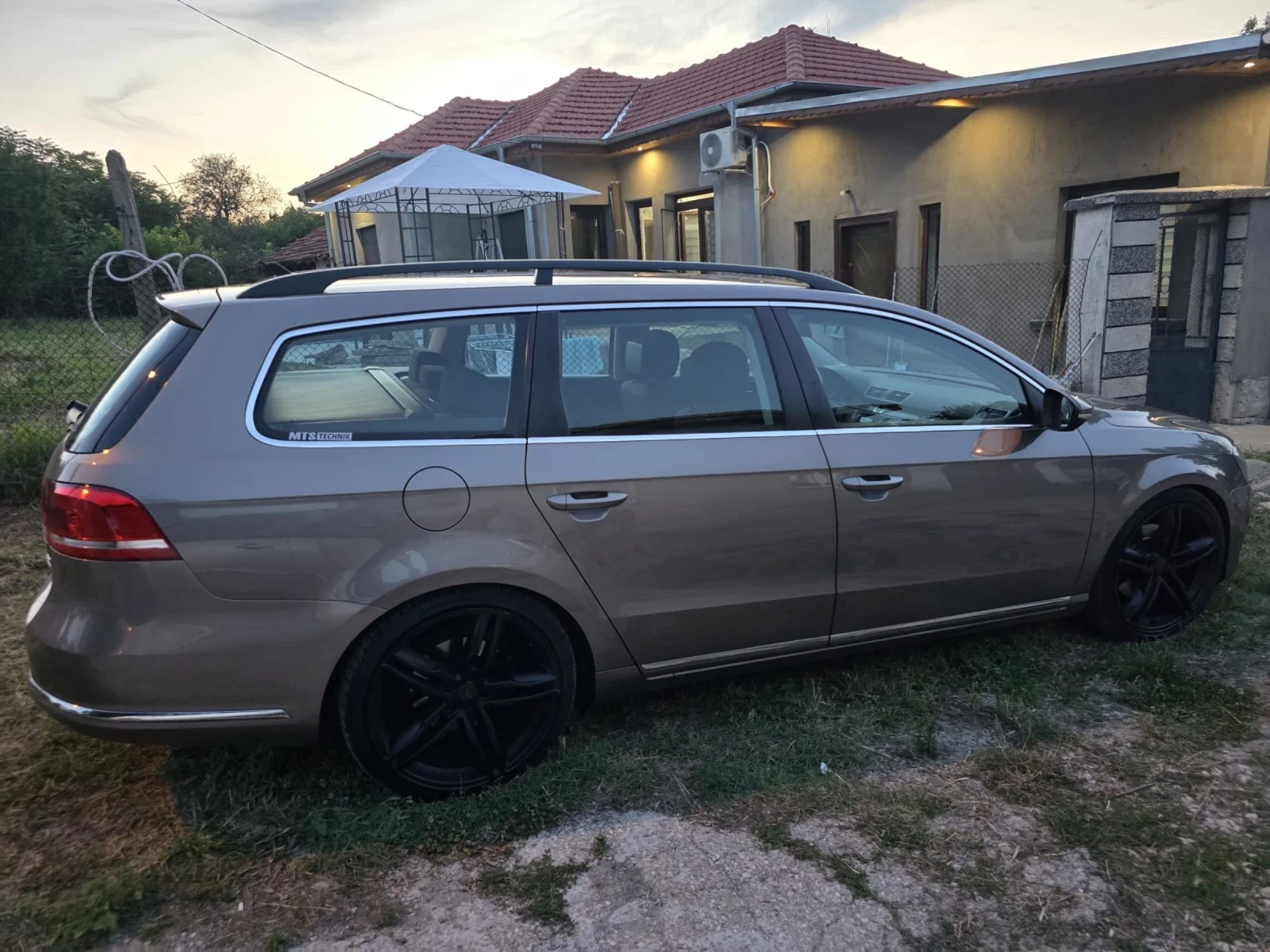 VW Passat, снимка 17 - Автомобили и джипове - 55393053