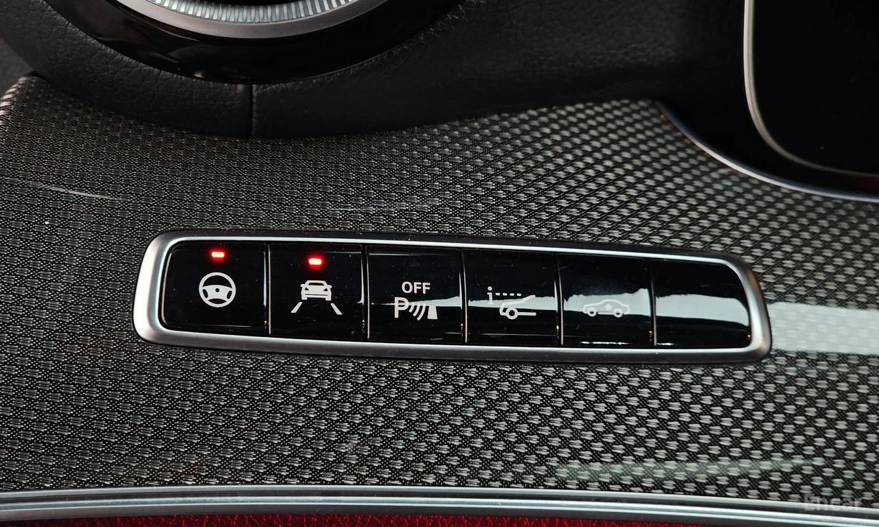Mercedes-Benz E 53 AMG COUPE* 4MATIC+ * BURMESTER* ОБДУХВАНЕ* ДИСТРОНИК* , снимка 6 - Автомобили и джипове - 55485827