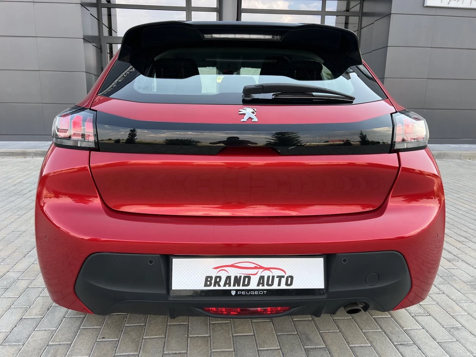 Peugeot 208 * Rouge Elixir Pack * 100k.c. EAT8 * AUTOMATIC * , снимка 5 - Автомобили и джипове - 55565428