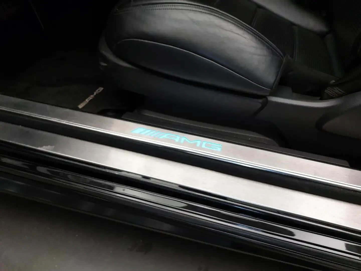 Mercedes-Benz CL 63 AMG (C216, facelift 2010), снимка 12 - Автомобили и джипове - 55659112