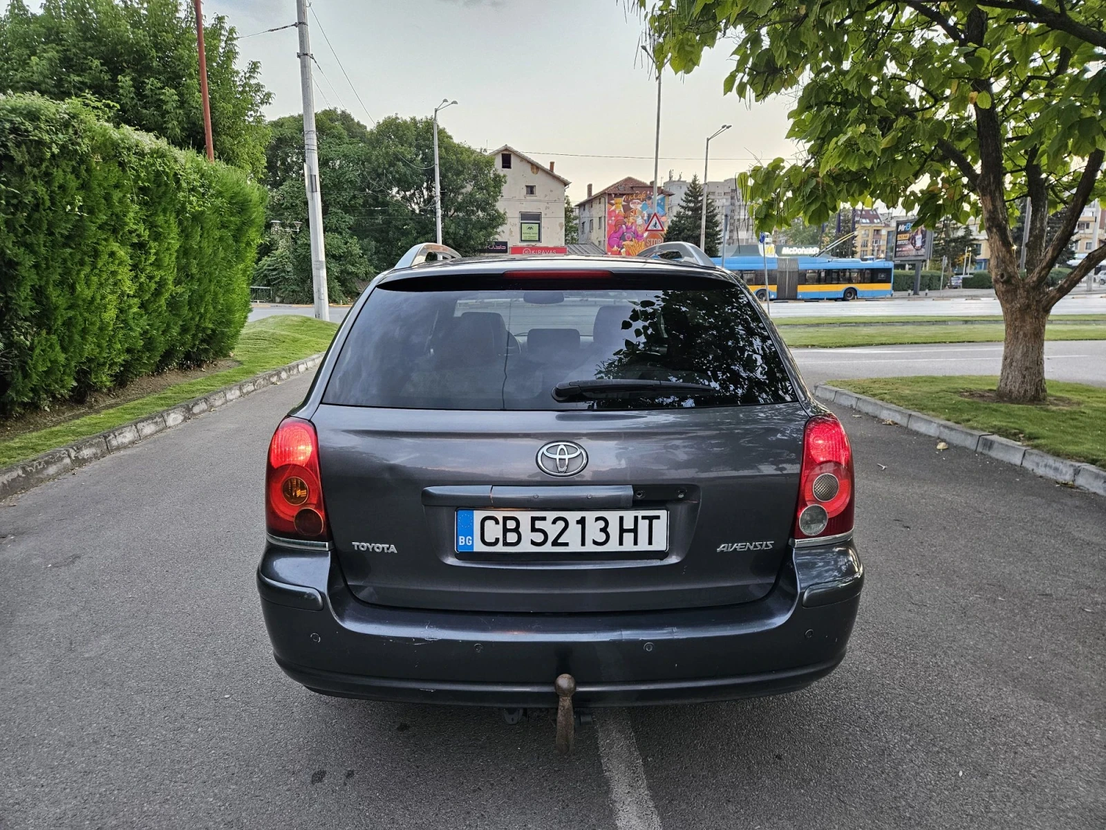 Toyota Avensis Газ -Автоматик !!!, снимка 5 - Автомобили и джипове - 55826632