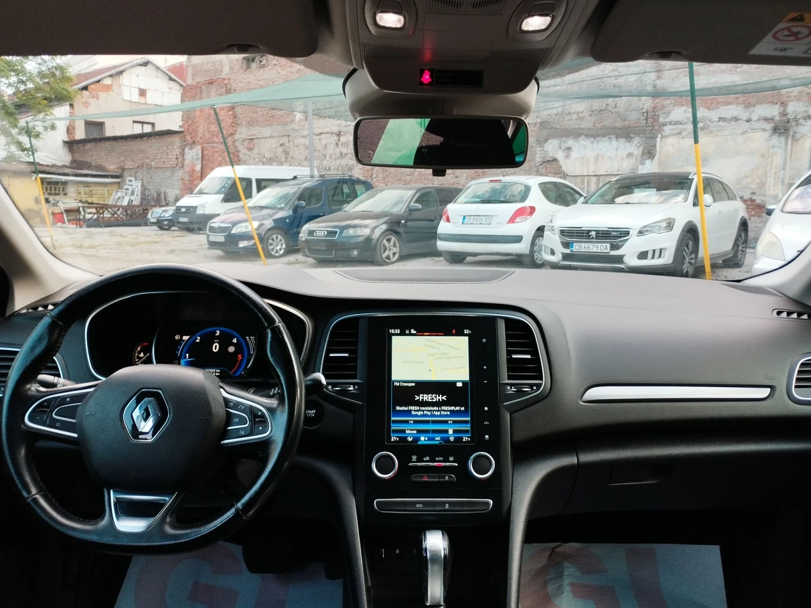 Renault Megane 1.5dci 110kc AUTOMATIC , снимка 9 - Автомобили и джипове - 55892423