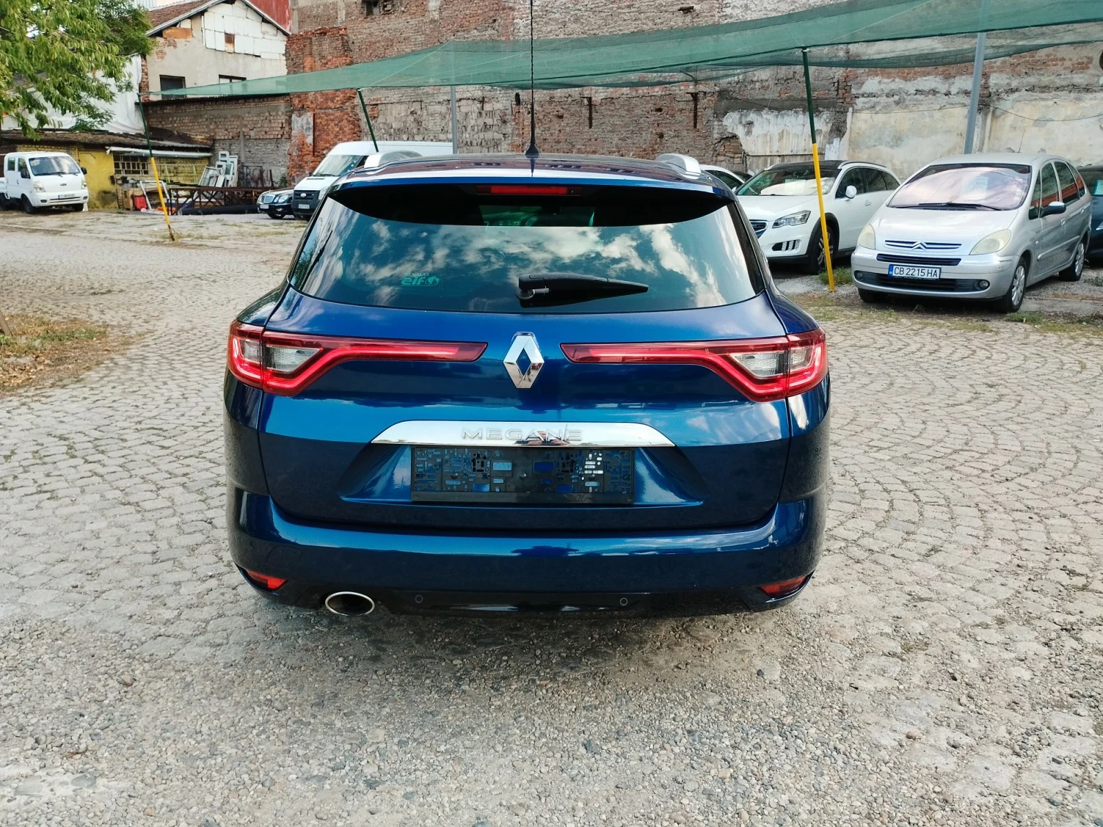 Renault Megane 1.5dci 110kc AUTOMATIC , снимка 8 - Автомобили и джипове - 55892423