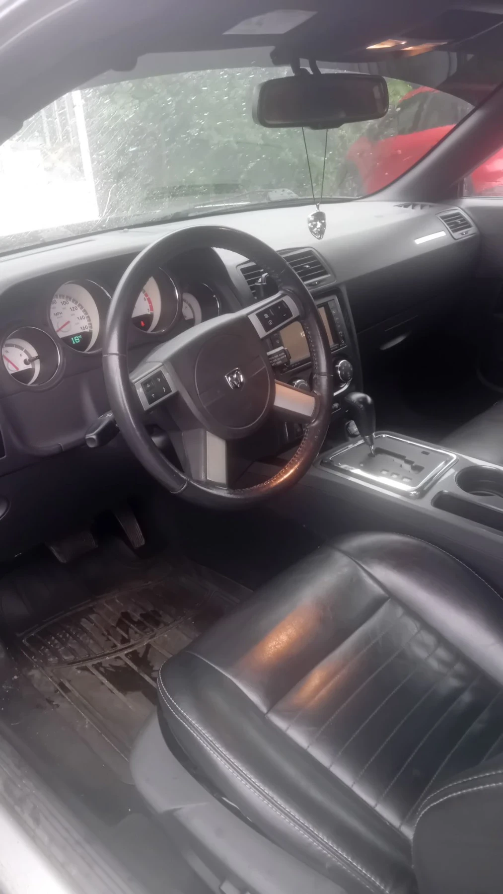 Dodge Challenger 5.7 hemi , снимка 3 - Автомобили и джипове - 55896894