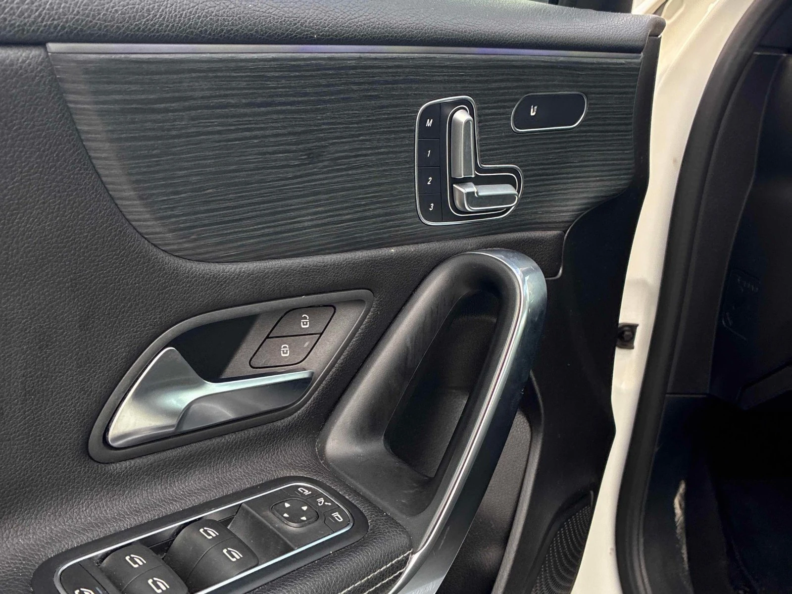 Mercedes-Benz A 250 Distronic * Ambient * ���������� (���� �� ��) | Mobile.bg � ����������� 11