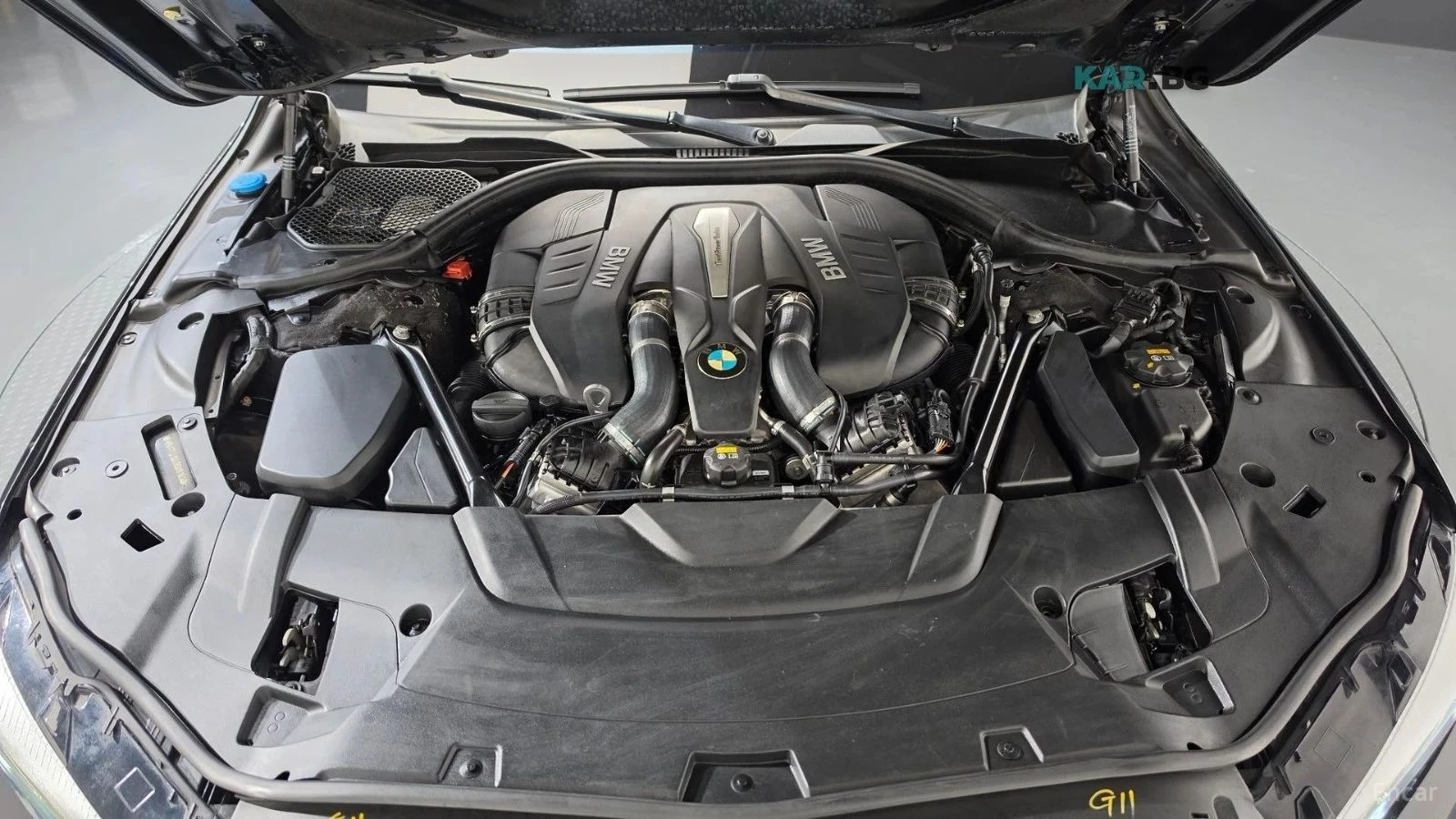 BMW 750, снимка 6 - Автомобили и джипове - 56689882