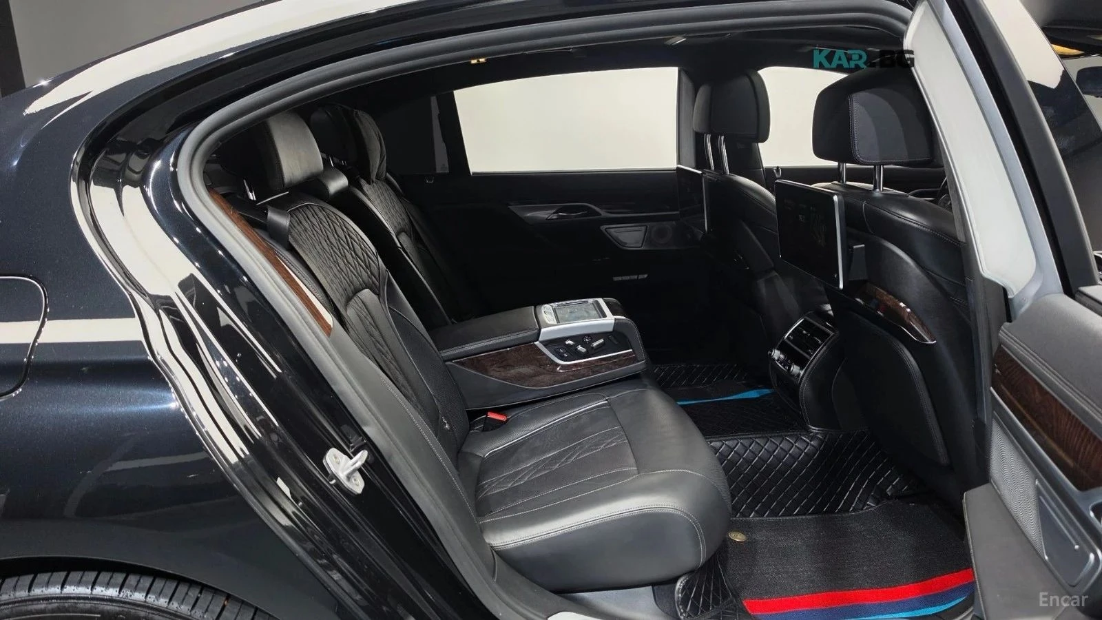 BMW 750, снимка 12 - Автомобили и джипове - 56689882