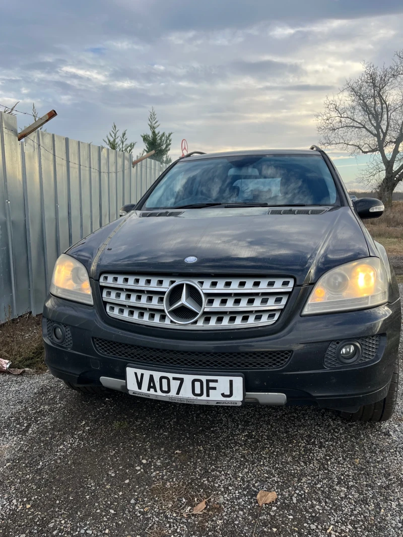 Mercedes-Benz ML 320 320 На части , снимка 1 - Автомобили и джипове - 48093547